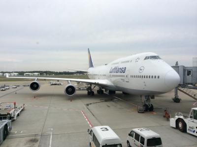 Lufthansa First Class LH741 NRT/KIX/FRA B747-400