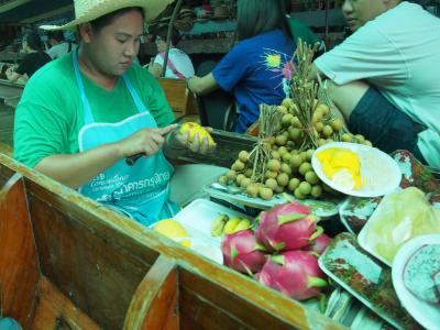 水上マーケット