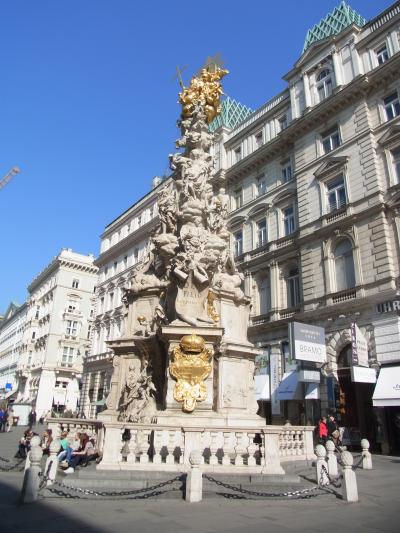 ホテル・グラーベンはこのグラーベン通りからすぐ。