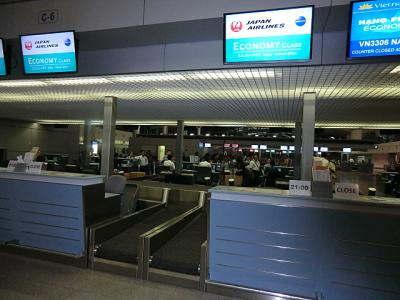 掃除も行き届いているし綺麗な空港です。