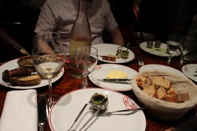 モンパルナスで一日を締めくくる美味しい夕食