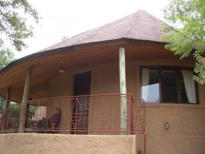 立派なコテージです！