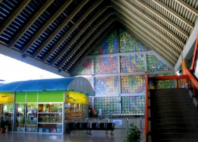 田舎の静かな空港