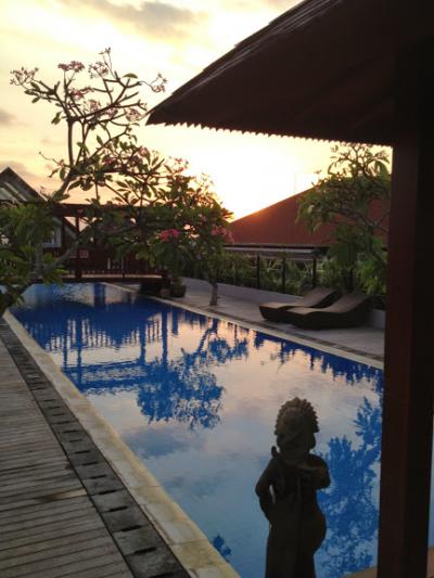 ルーフトッププール