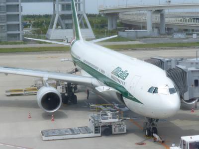 イタリアへは直行便のアリタリア航空！