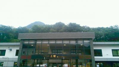 駅前にはお土産屋さん