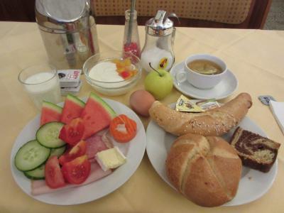 朝食ビュッフェ