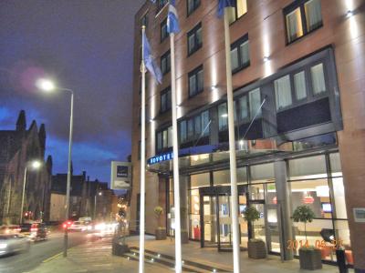 夜　周りに何にもありません。