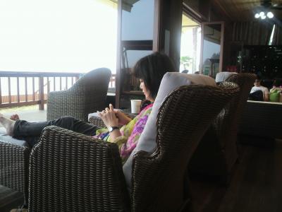 海べの施設にて