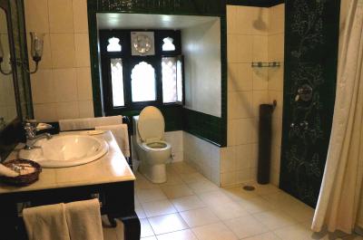 バスルーム。タブがあれば完璧