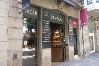 ショッピングの後にホットチョコを