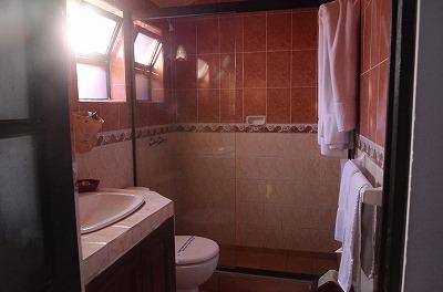 バスルーム。ドライヤー完備