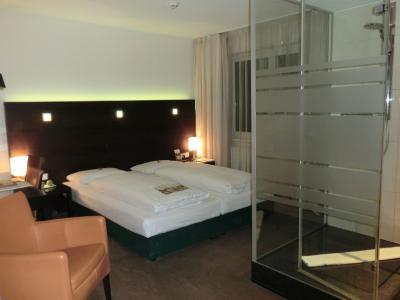 落ち着いた部屋です。