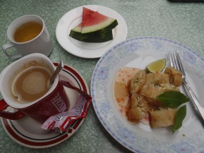 宿の朝食です。