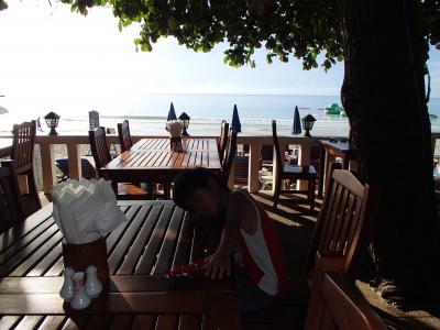 朝食はこのテラスで。気分良いです。