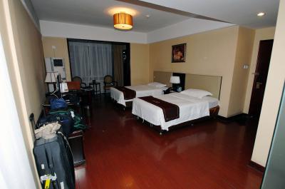 中国お決まりの、シングルユースでもベッドは2つ♪