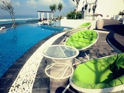 メインプール付近