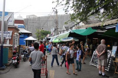 バンコク最大の市場