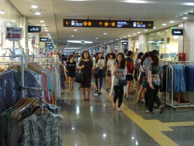 全店舗見るなら体力勝負！