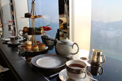 地上１０２階から眺める香港の絶景