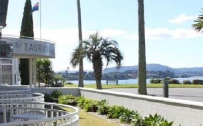 ビーチフロントですが泳げません。