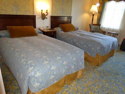 ディズニーシーに行くために利用しました。