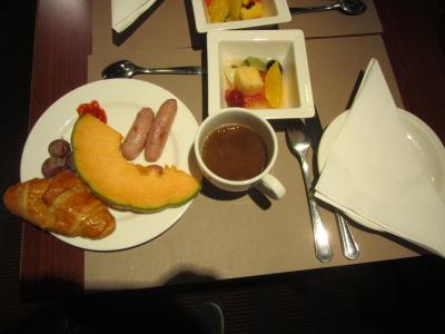 朝食　ウインナー美味しい