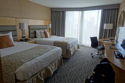 キングサイズのベッドが２つ