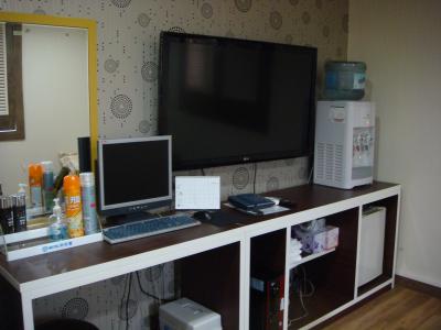 テレビは多チャンネルでした