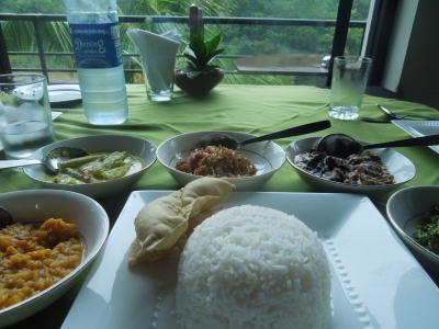 カレー＆ライス　850ルピーだったかな。