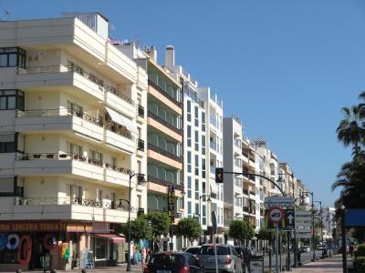 ホテル前のエスパーニャ通り