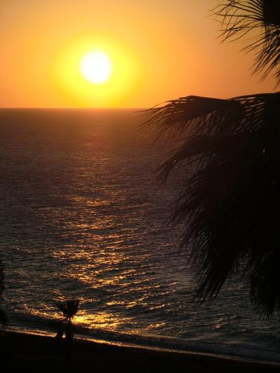 部屋から見えた朝陽?