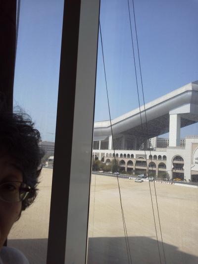 エミレートモールの真ん前