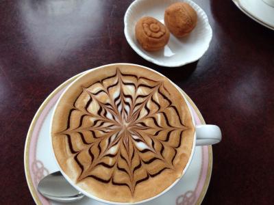 大正レトロなカフェ