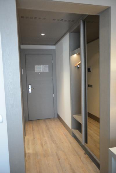 ４つ星相応の広さかと。その脇にクローゼットとミニバー