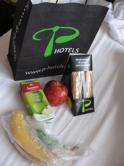 毎日同じメニューのランチパック。バナナは含まれない。