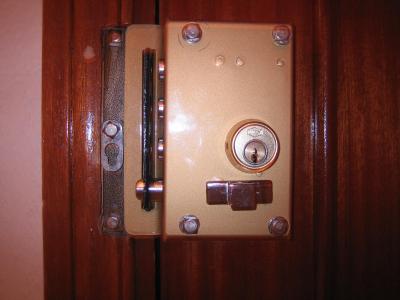 シックな造りです