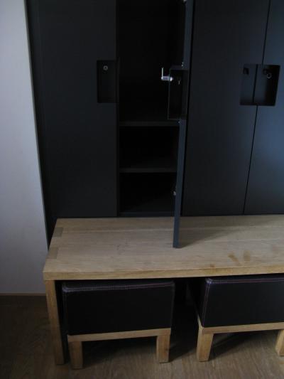 鍵がかかるロッカーがあります。