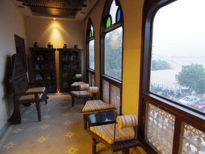 ガンジス河すこし見えます！