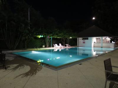 スイミングプールです