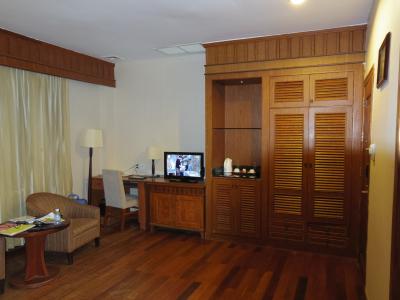 クローゼットも大きく中にセフティーボック有り