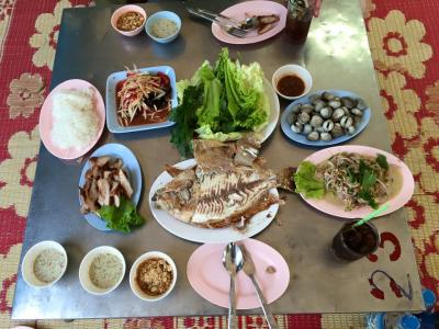 ローカル客がメインのシーフード店