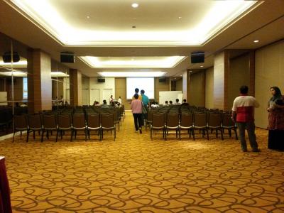 カンファレンスルーム