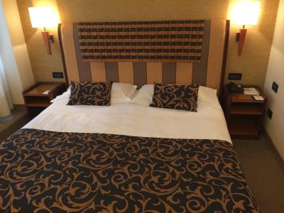 ベッド自体は綺麗です！