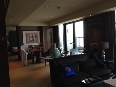 部屋からは黄浦江が見える