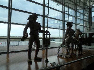 トランジット待ちの時間はアウトレット