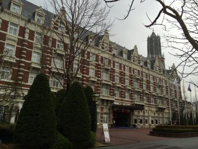 ハウステンボス内の運河沿い佇む豪華ホテル♪