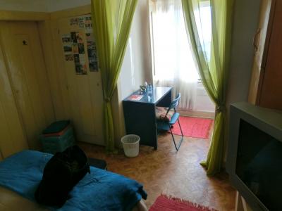 ダブルルーム・シービュー。海じゃなくて川なんだけどね。