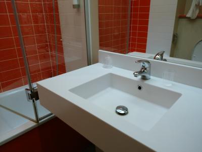 バスルームも広く、お部屋も綺麗だったのですが。