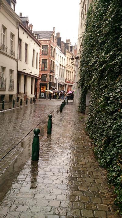 裸ではなかった